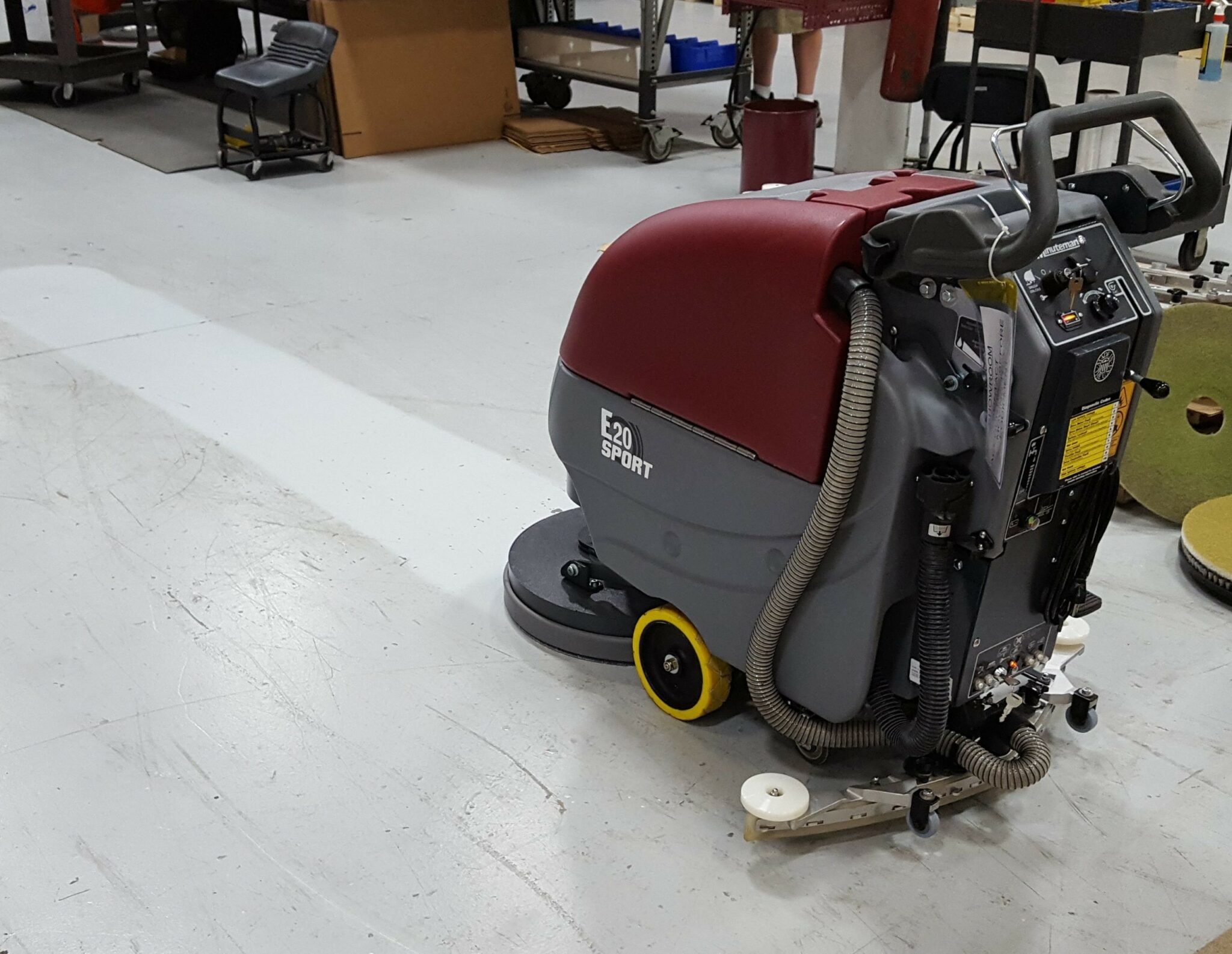 MinuteMan E20-Sport Floor Scrubber - Rivanna Co. - Rockville, VA
